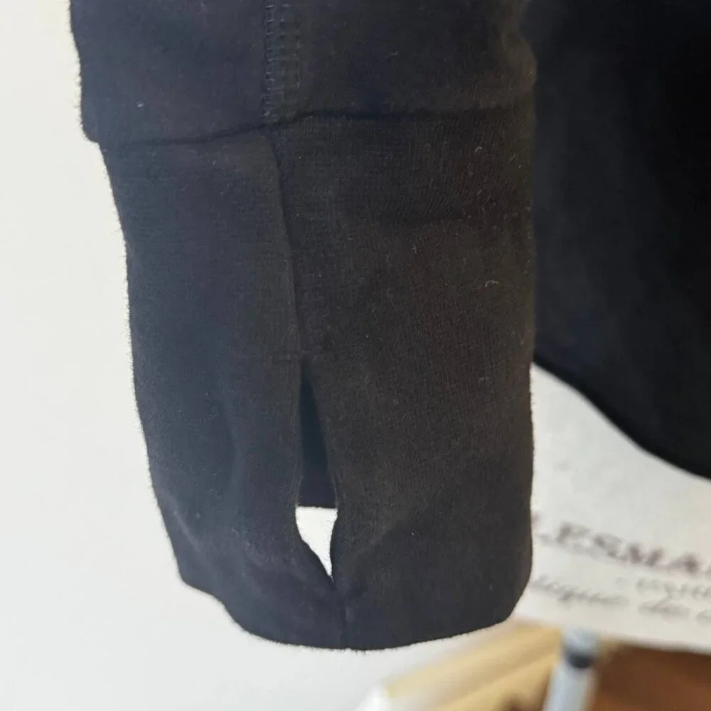 H&M Running Long Sleeve High-Low Top in Black – Size S